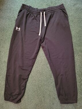 Under Armour Black Jogger Lightweight pants with Drawstring